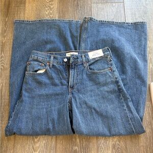 Abercrombie ultra wide leg 26 short